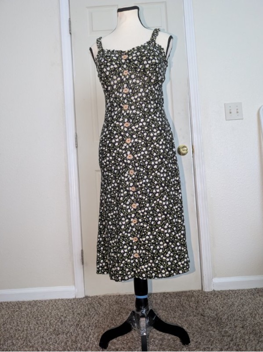 Derek Heart Black Floral Button-Front Midi Dress with Pink Accents